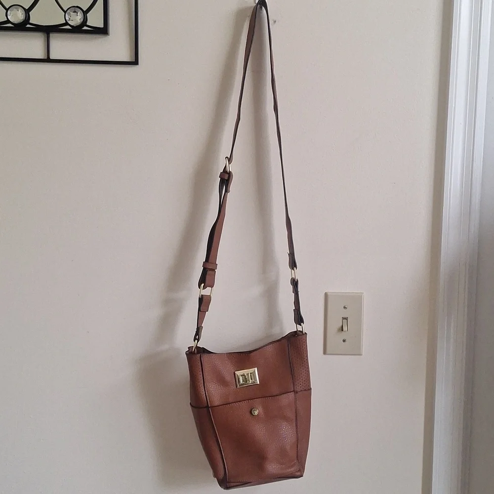 Steve Madden Brown Crossbody Bucket Bag
